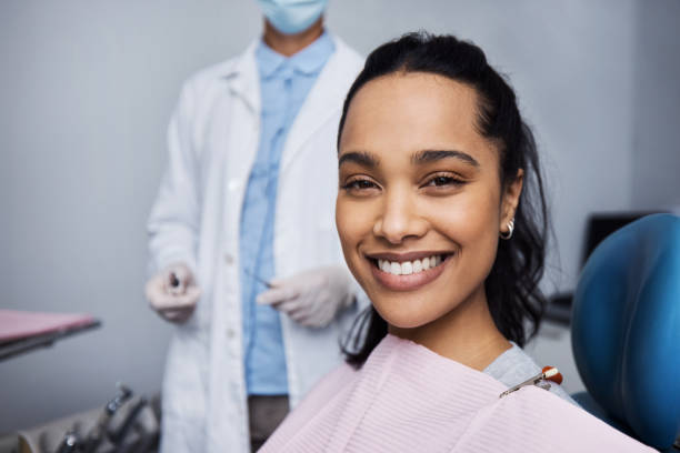 Emergency Dental Services in Lower Grand Lagoon, FL